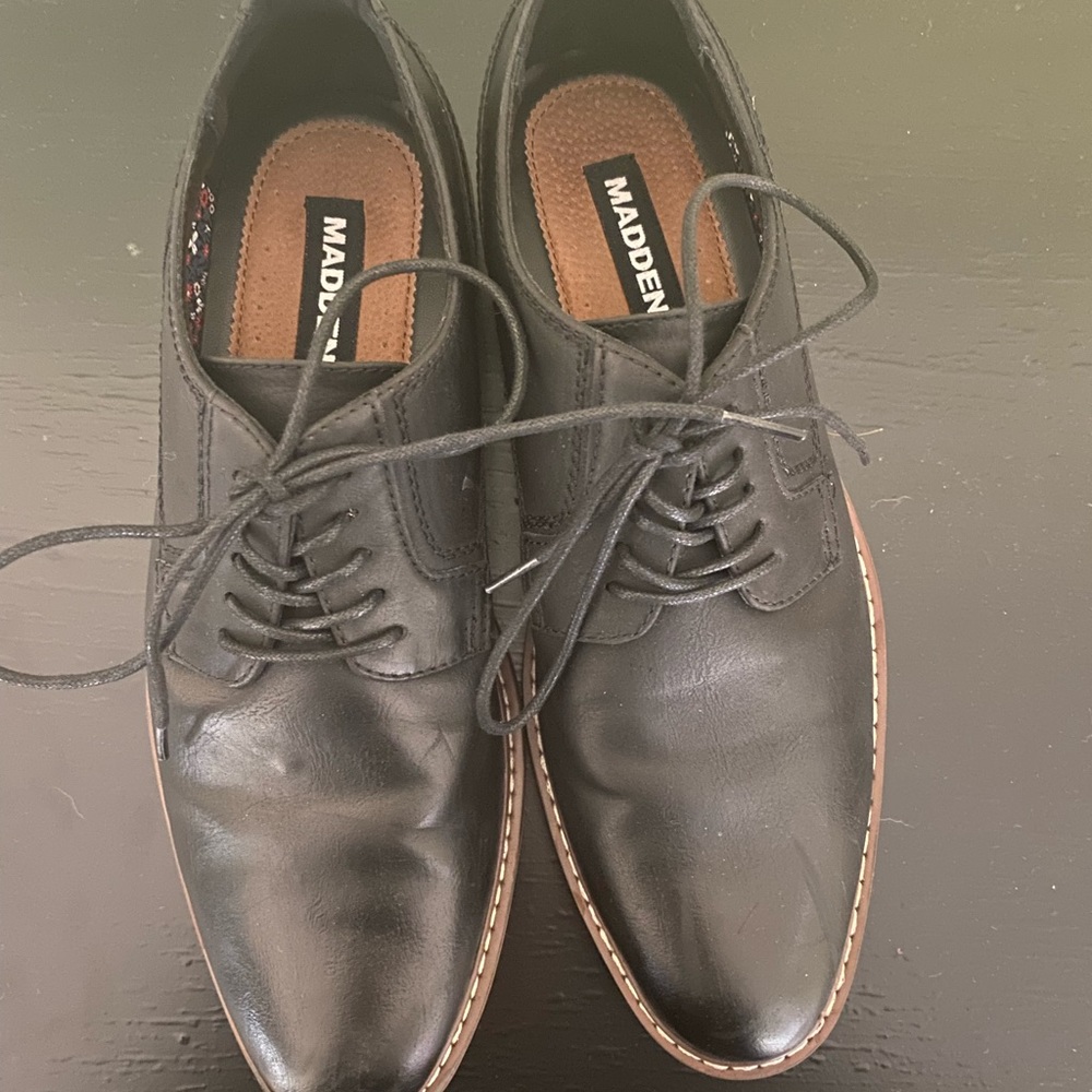 MADDEN Akarn Derby in Black - Picture 3 of 6